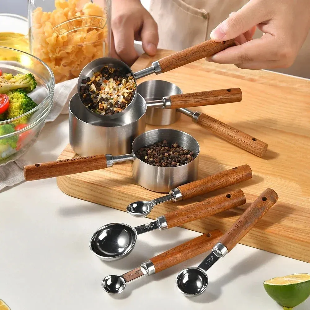 8 Piece Stainless Steel Measuring Spoon Set With Wooden Handle